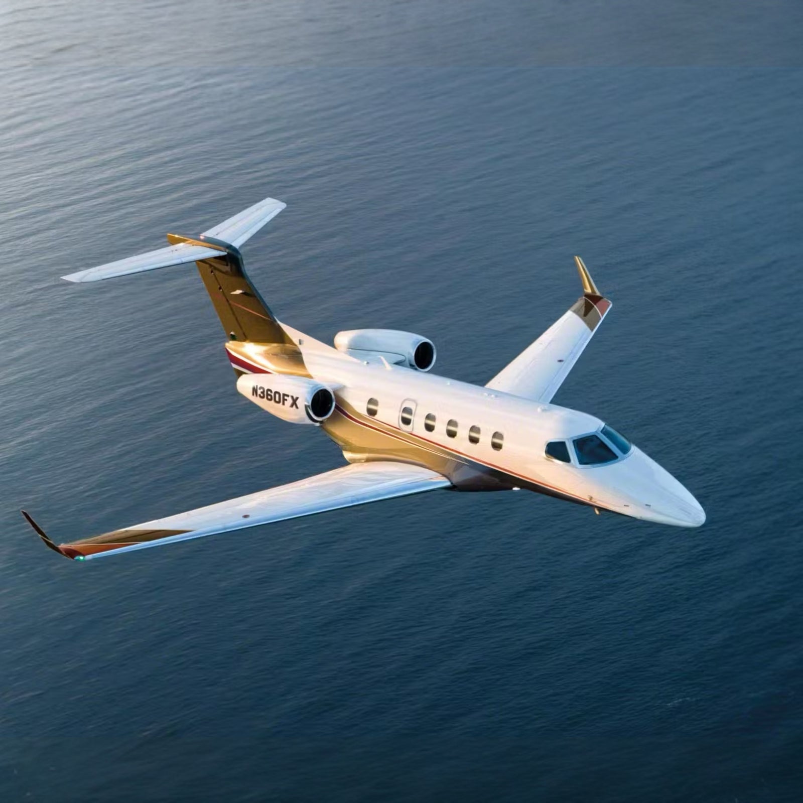 Embraer Phenom 300