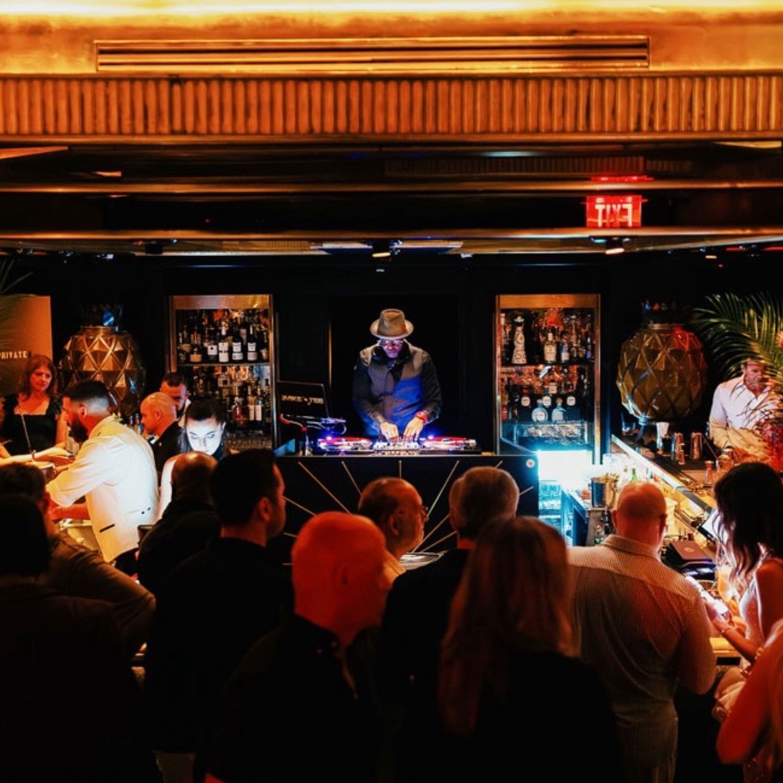 FAENA SAXONY BAR nightclub interior